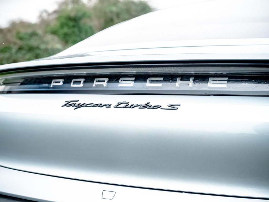 Porsche Taycan 4S 93Kwh Black #27