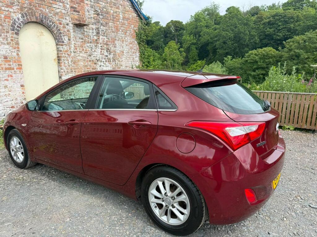 Hyundai I30 Se Red #5