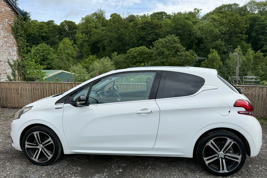 Peugeot 208 1.6 Bluehdi 100 Gt Line Non Start Stop Silver #3