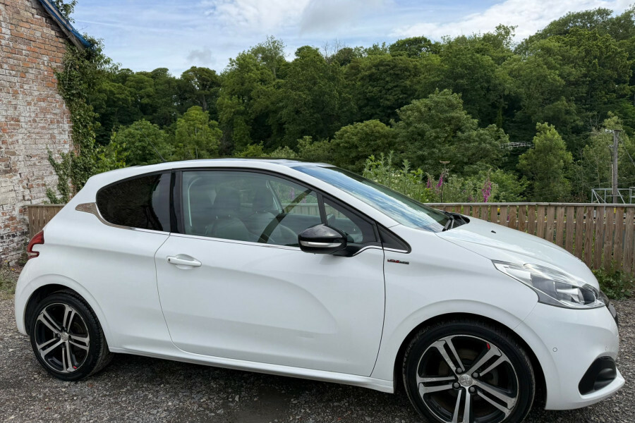 Peugeot 208 1.6 Bluehdi 100 Gt Line Non Start Stop Silver #33