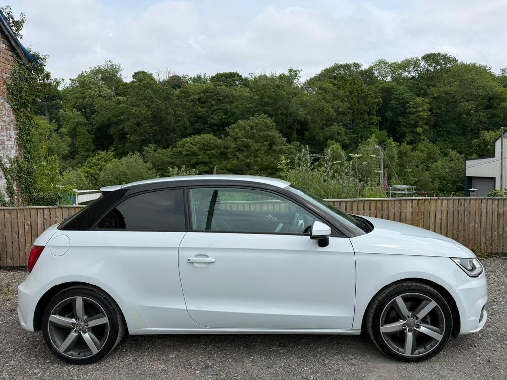 Audi A1 Sport White #4