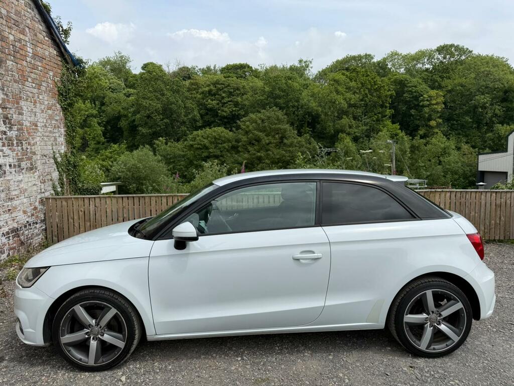 Audi A1 Sport White #2