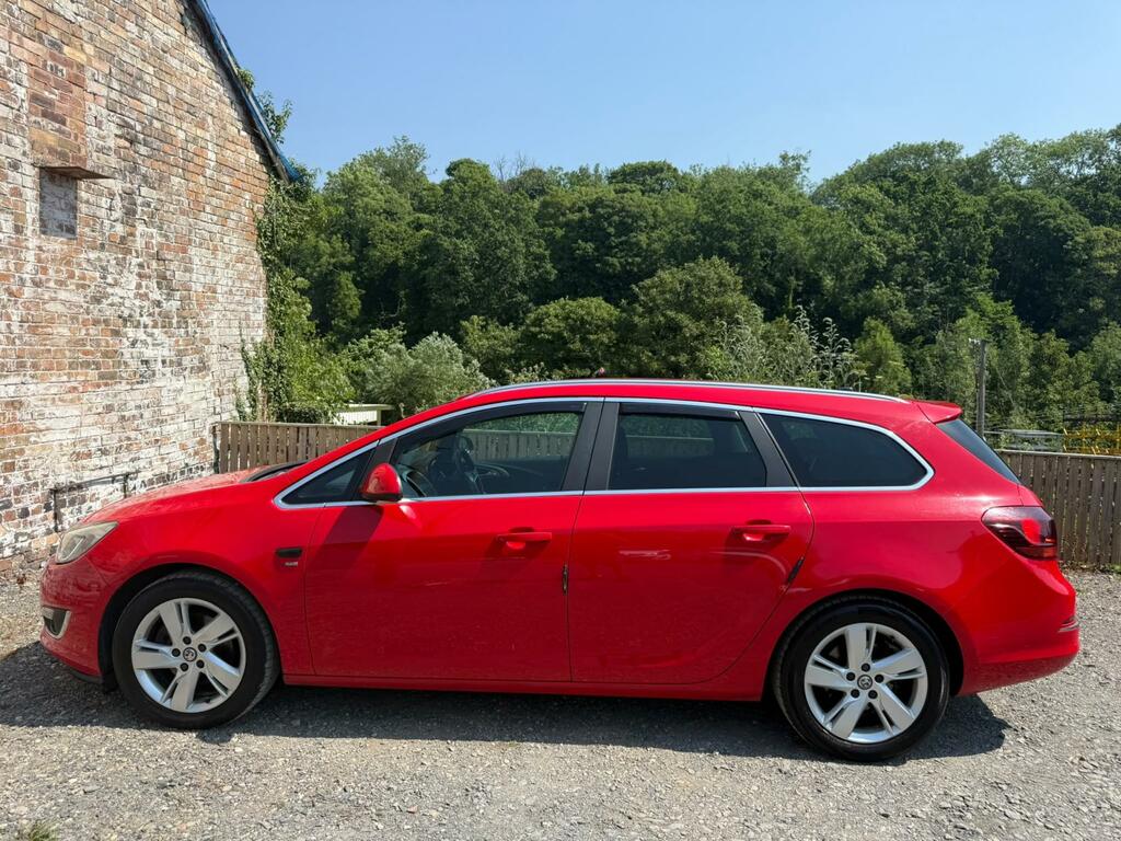 Vauxhall Astra Sri Red #5