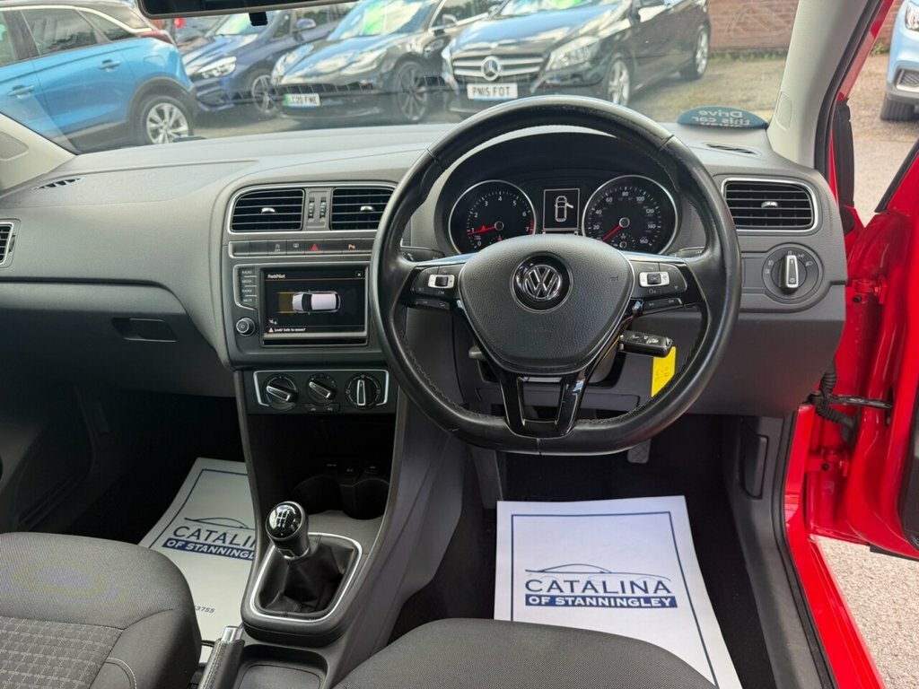 Volkswagen Polo 1L Match NV16OYY Red #4