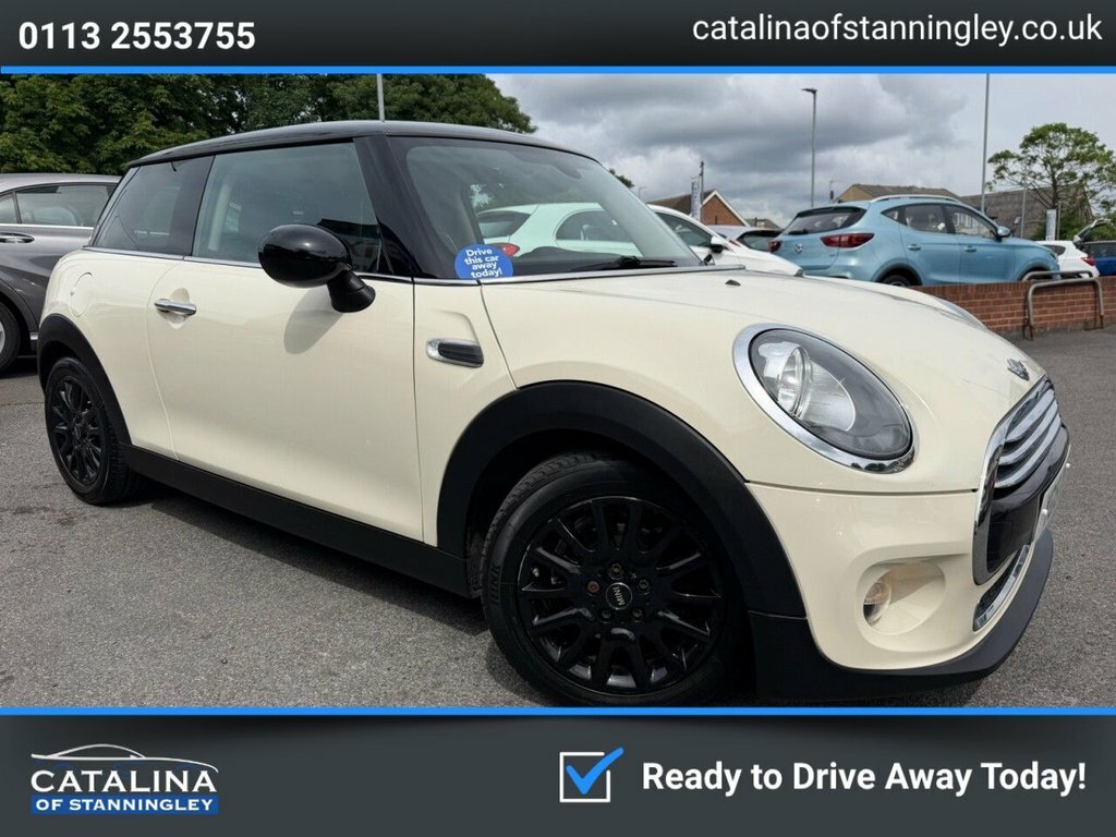 Mini Hatch 1.5L Cooper White