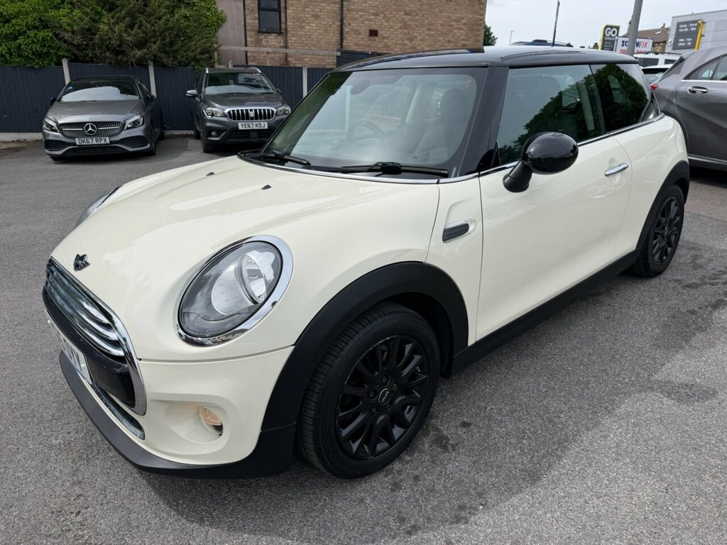 Mini Hatch 1.5L Cooper YG15OYY White #6