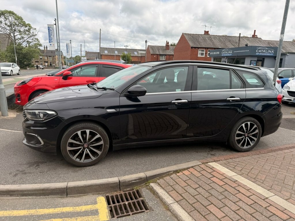 Fiat Tipo 1.4L Lounge Black #5