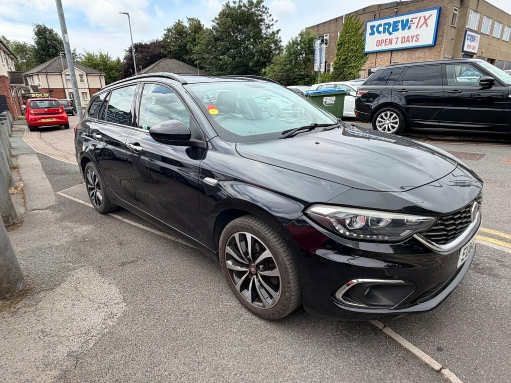 Fiat Tipo 1.4L Lounge Black #3