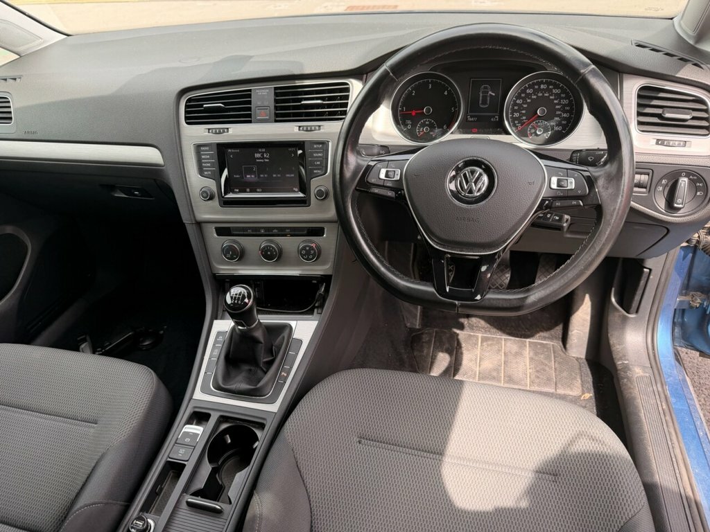 Volkswagen Golf 2L Match YT15WFH Blue #4