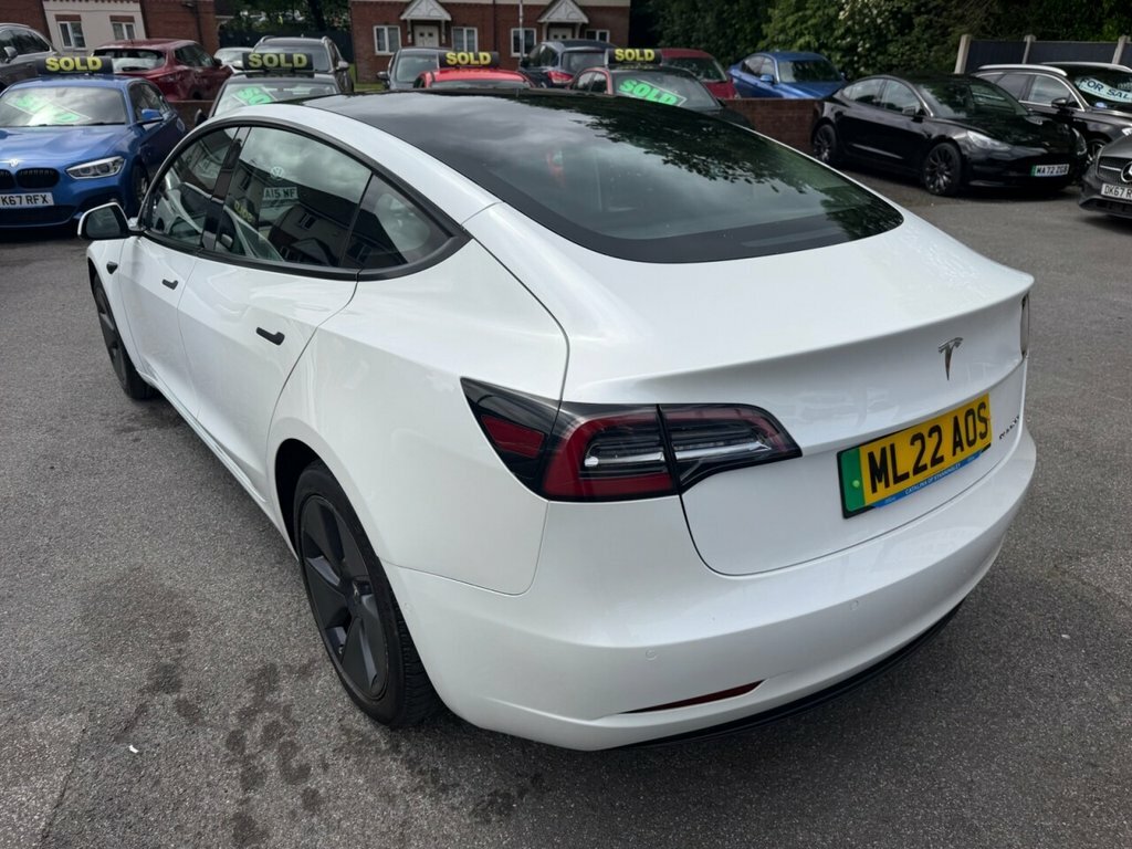 Tesla Model 3 Saloon ML22AOS White #6