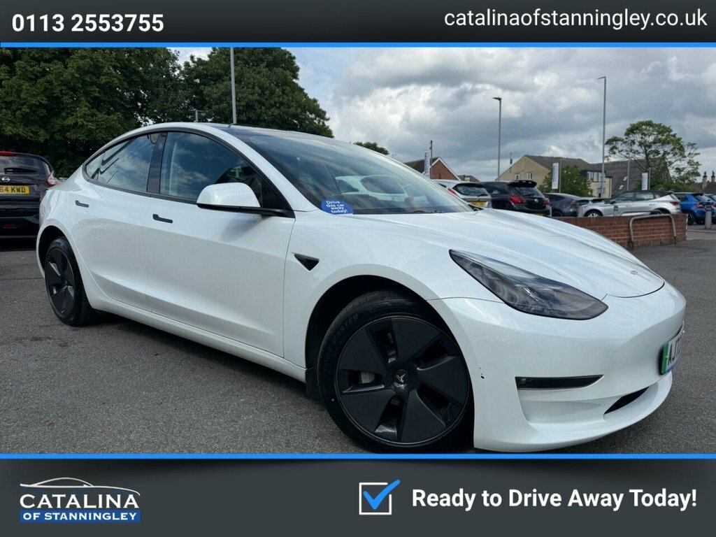 Tesla Model 3 Saloon White