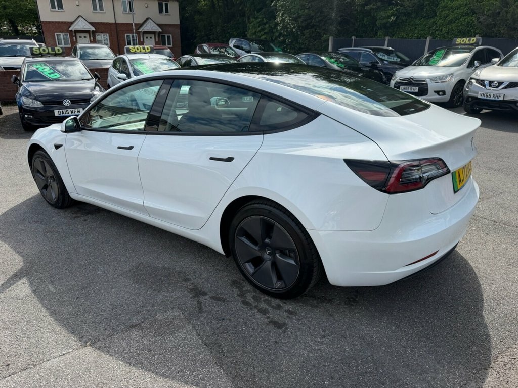 Tesla Model 3 Saloon AJ72OCK White #6
