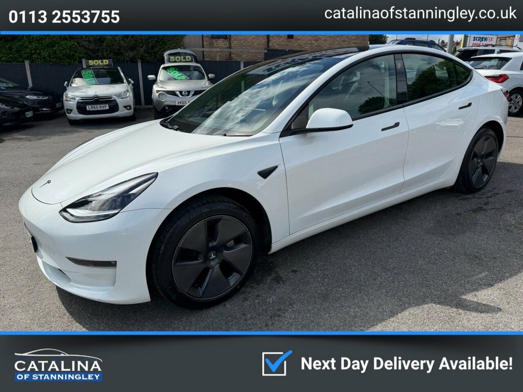 Tesla Model 3 Saloon AJ72OCK White #3