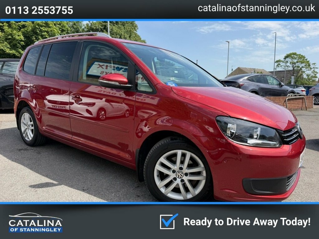 Volkswagen Touran 1.6L Se Red