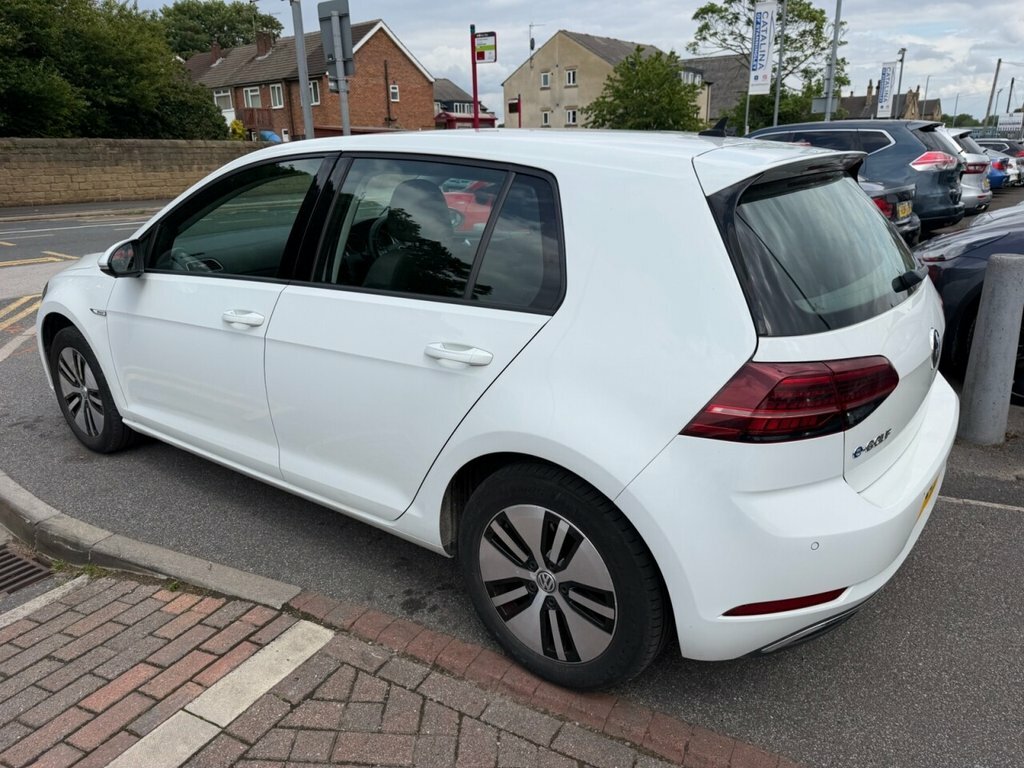 Volkswagen e-Golf Hatchback GF68UPB White #5