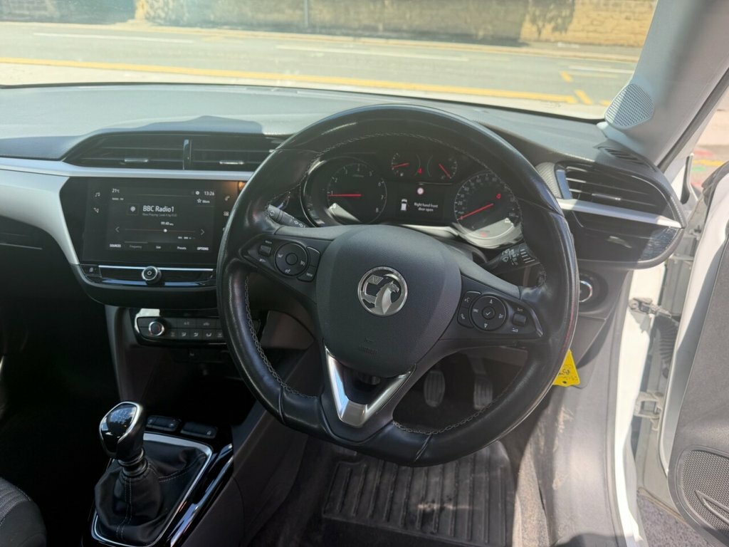 Vauxhall Corsa 1.5L Se Edition White #4