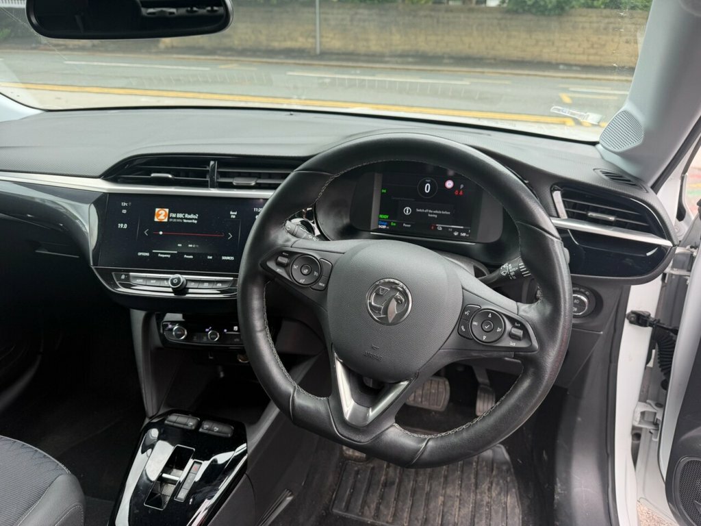 Vauxhall Corsa-e Corsa E Elite Premium White #4