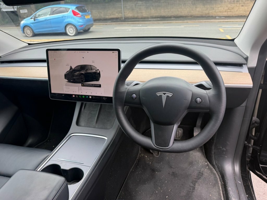 Tesla Model Y Suv Black #4