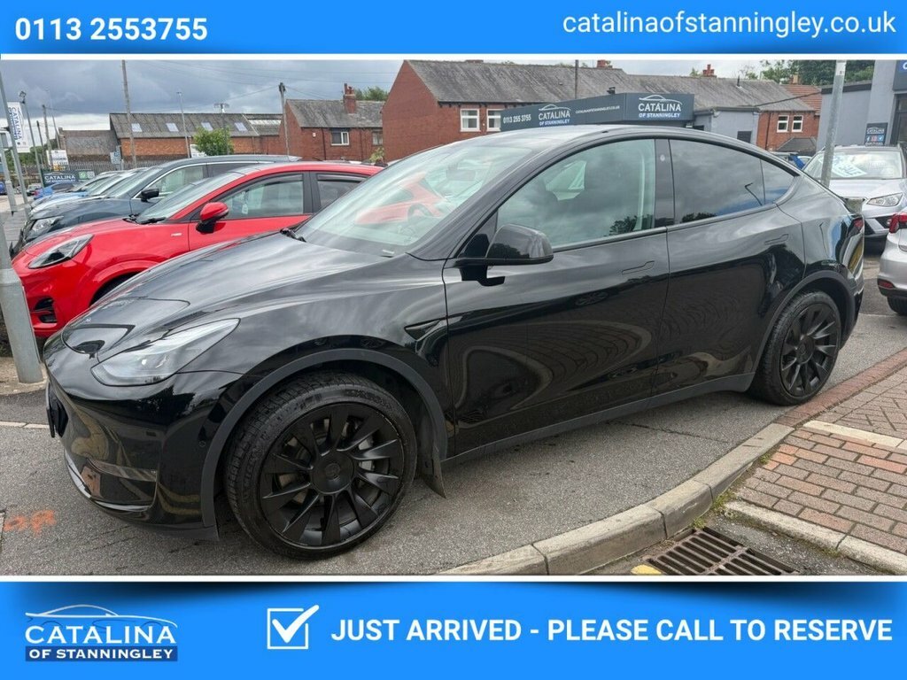 Tesla Model Y Suv Black