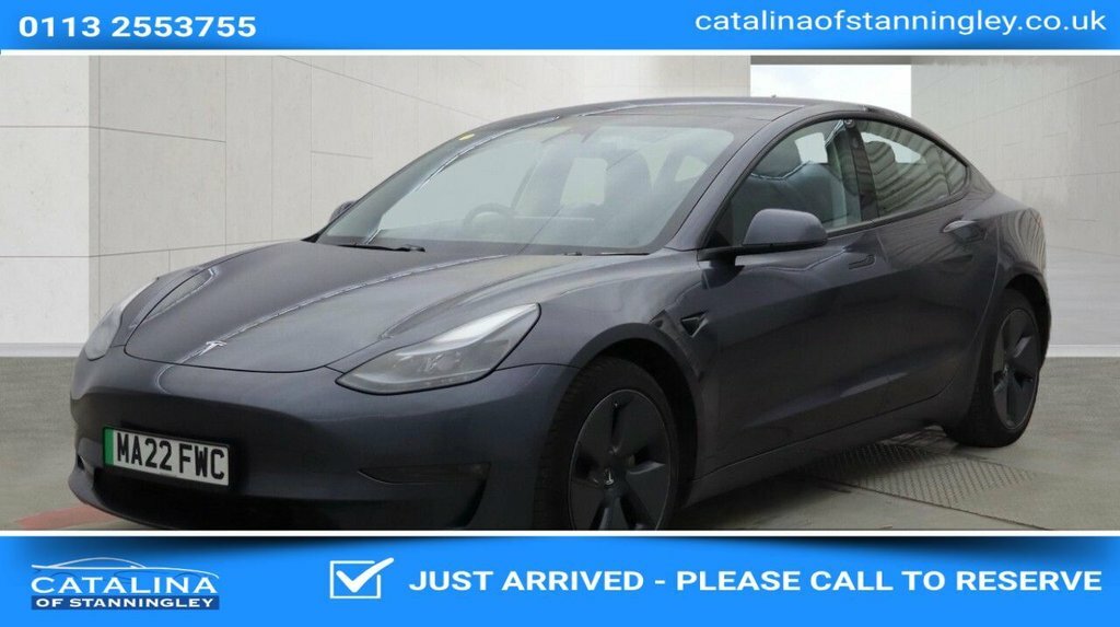 Tesla Model 3 Saloon Grey