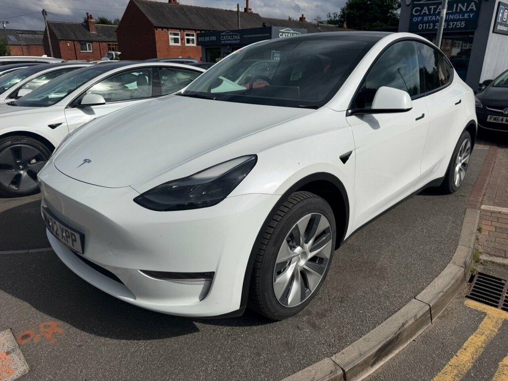 Tesla Model Y Suv MW72XPP White #5