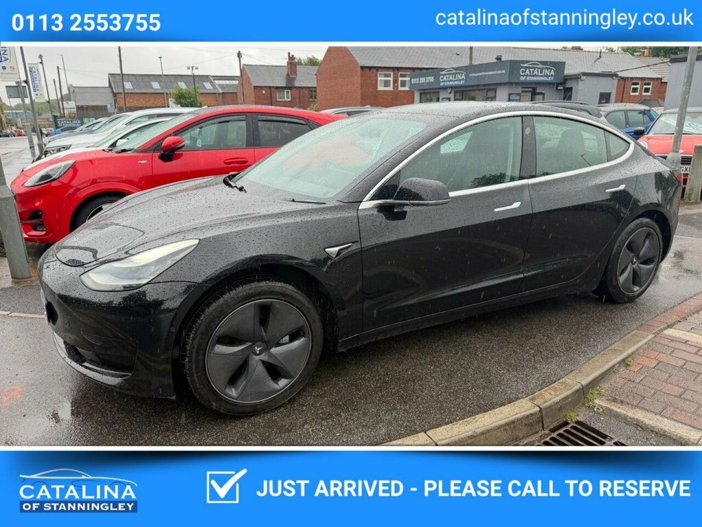 Tesla Model 3 Saloon Black