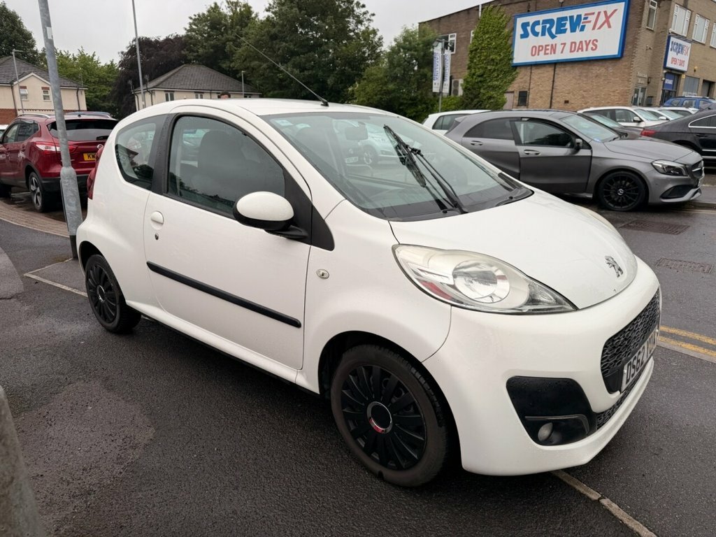 Peugeot 107 Hatchback White #3