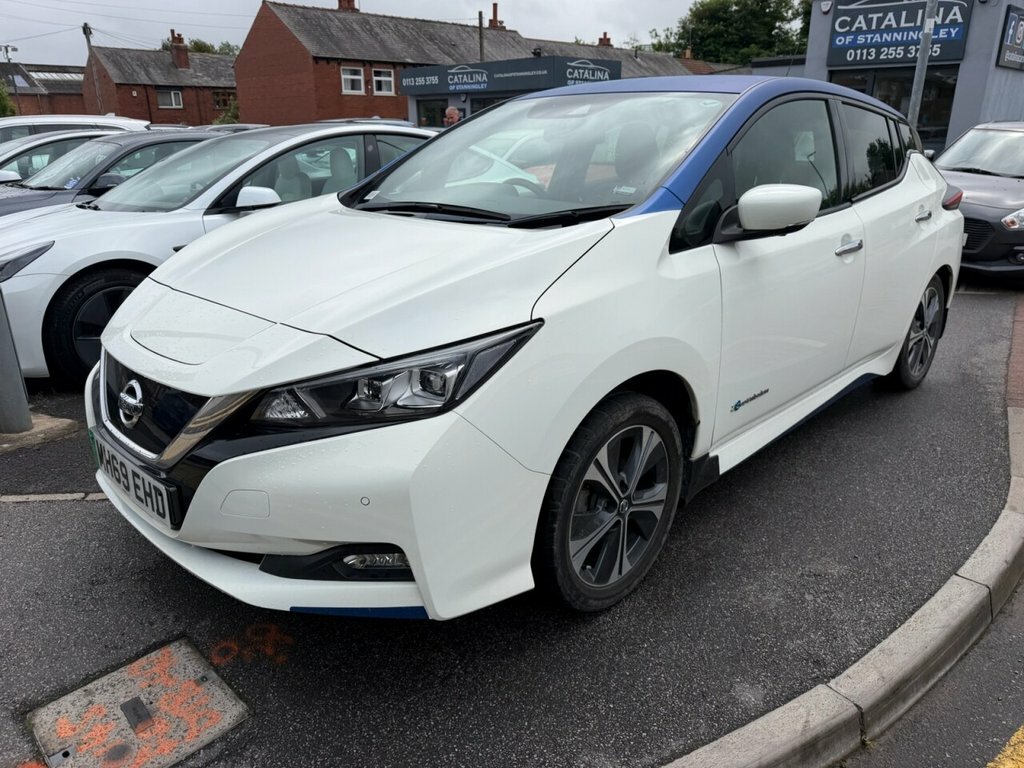 Nissan Leaf Hatchback White #6
