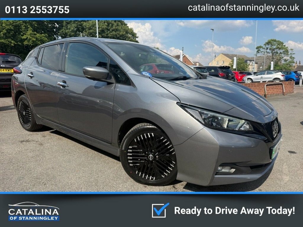 Nissan Leaf Hatchback Grey