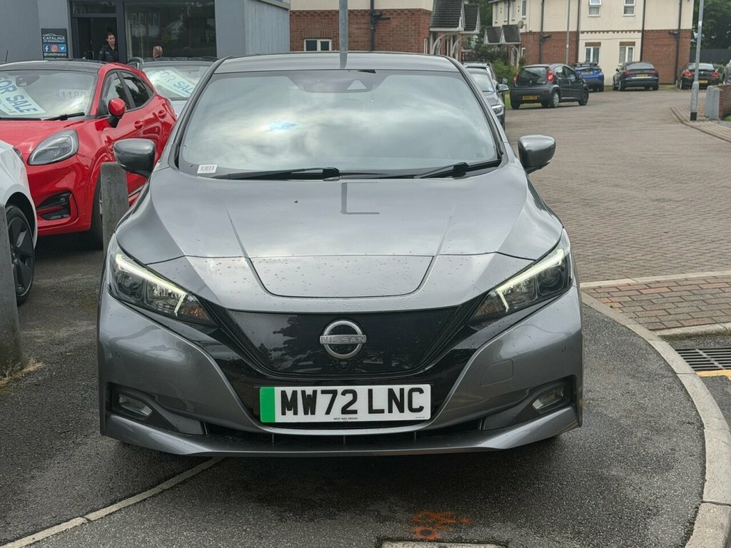 Nissan Leaf Hatchback Grey #2