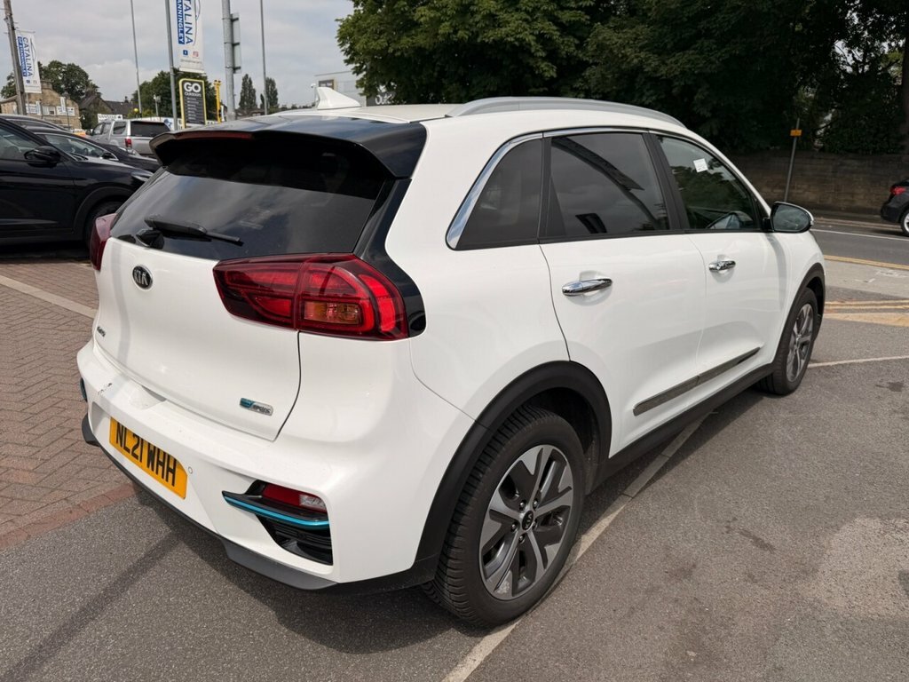 Kia e-Niro Suv White #5