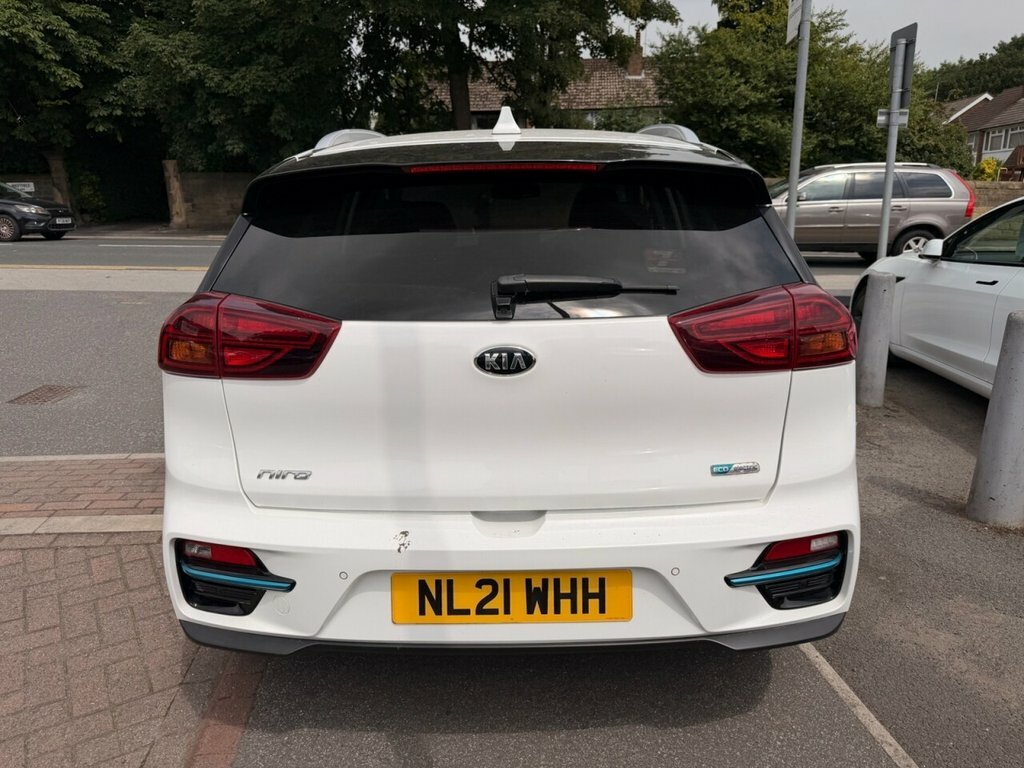 Kia e-Niro Suv White #4