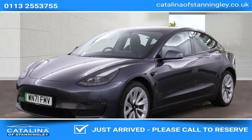 Tesla Model 3 Saloon WN71FMV Grey