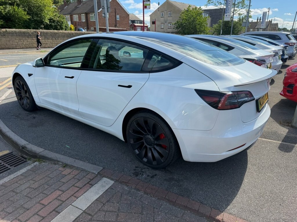 Tesla Model 3 Saloon MJ23JZV White #6