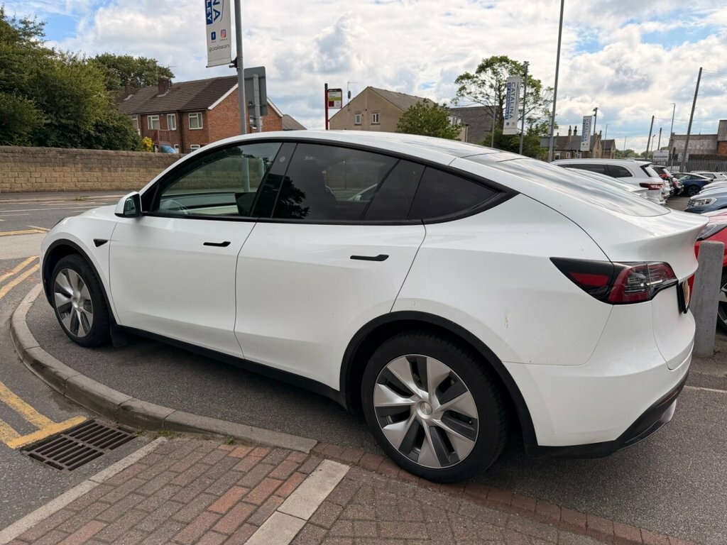 Tesla Model Y Suv MT23YHK White #6