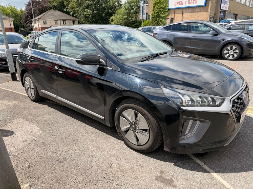 Hyundai Ioniq 1.6L Premium Black #3