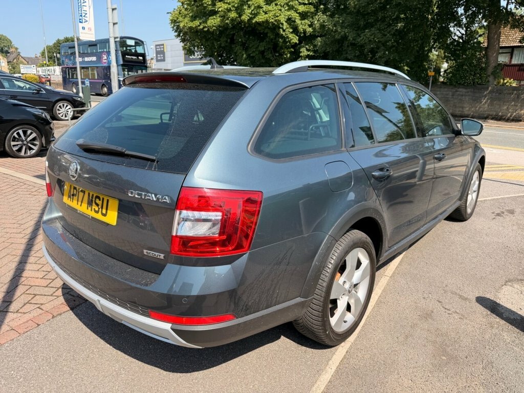 Skoda Octavia 1.6 Se L Tdi 114 Bhp Blue #8