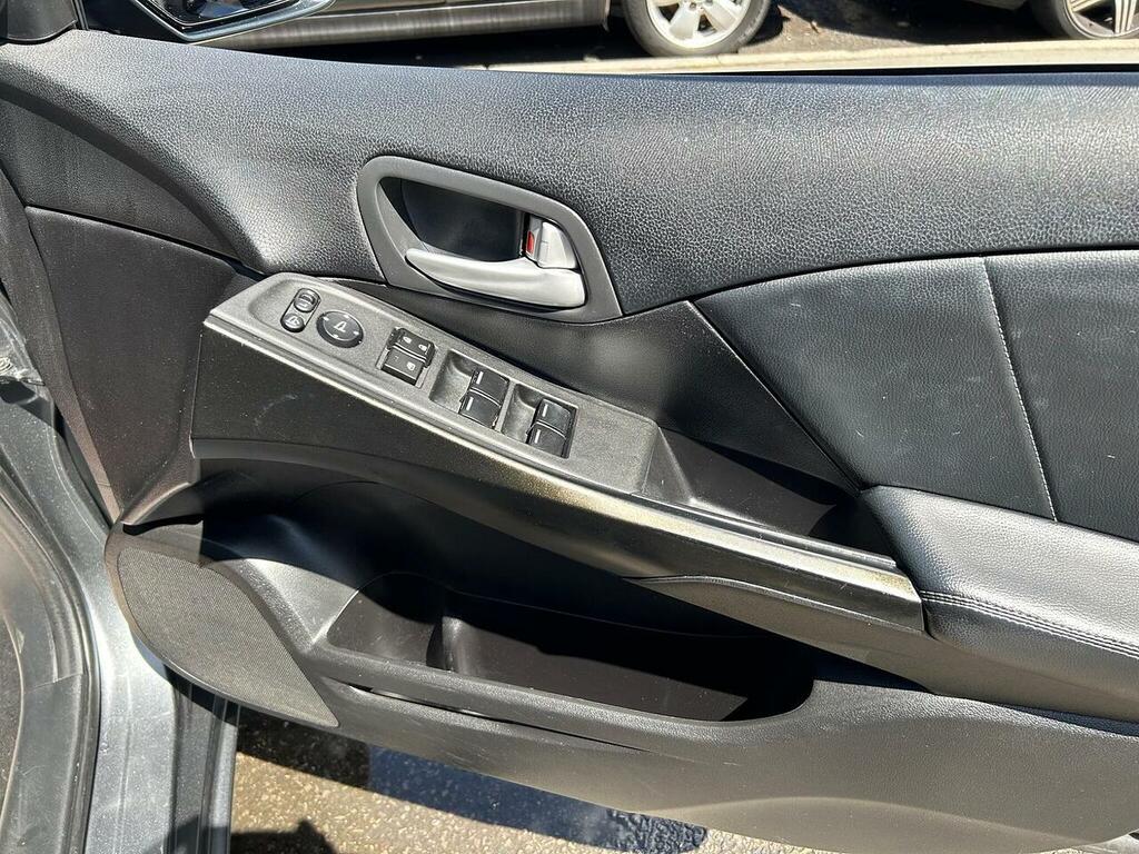 Honda Civic I-vtec Es Grey #24