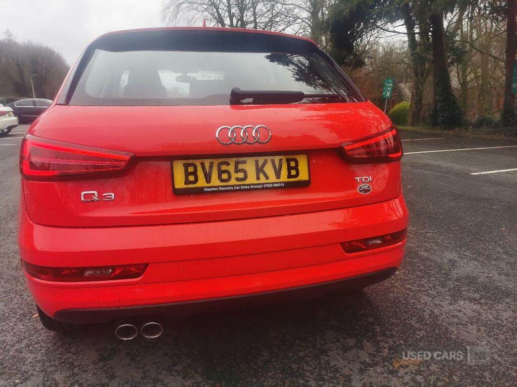 Audi Q3 2.0 Tdi Se BV65KVB Red #3