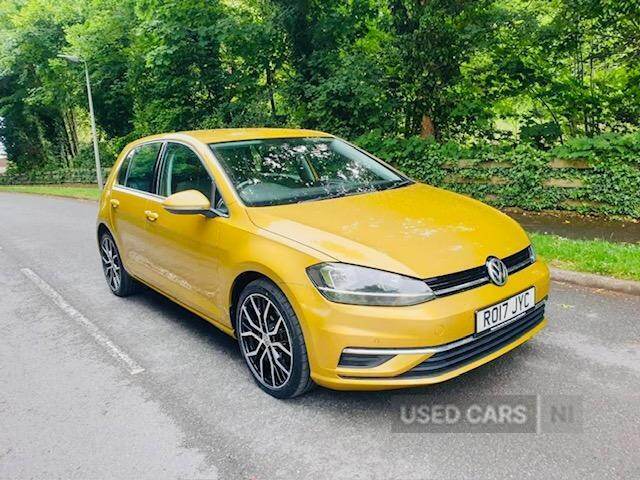 Volkswagen Golf 1.6 Tdi Se Nav RO17JYC Yellow #3