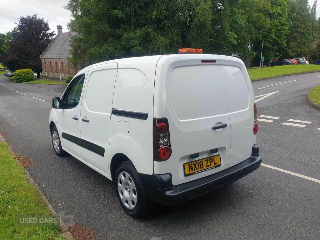 Peugeot Partner 850 1.6 Bluehdi 100 Professional Van Non Ss White #3