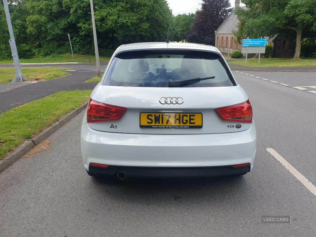 Audi A1 1.6 Tdi Sport SW17HGE White #6