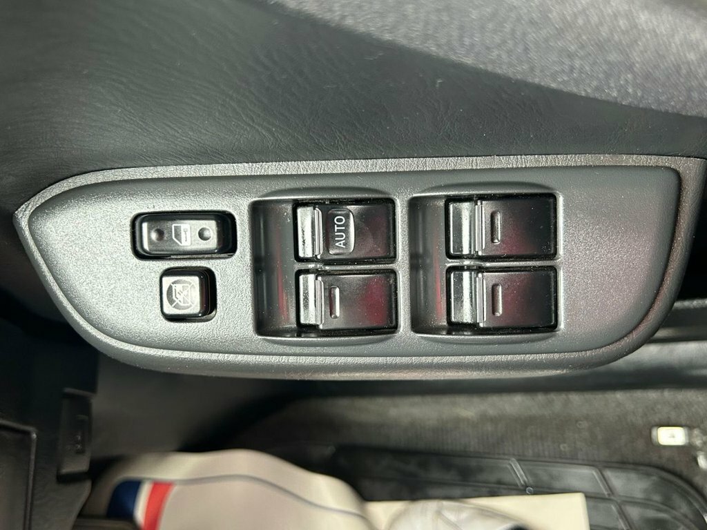 Toyota Rav 4 Suv 2.0 Vvt-i Xt5 4Wd 200505 Silver #39