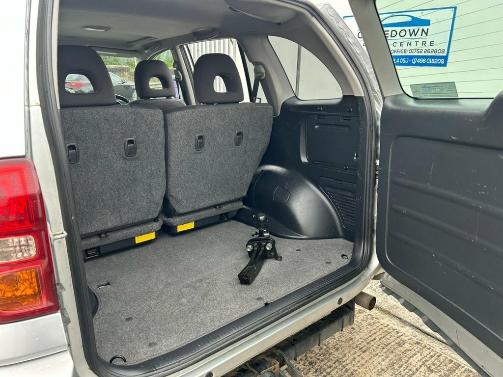 Toyota Rav 4 2L Xt-r Silver #6