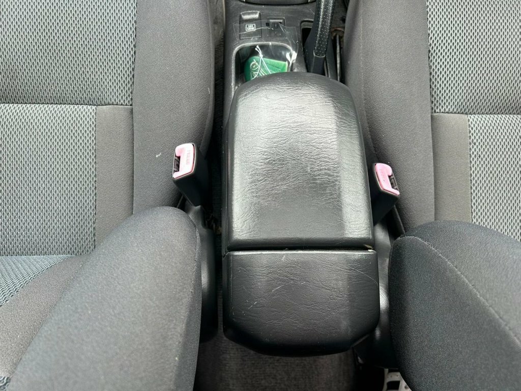 Toyota Rav 4 Suv 2.0 Vvt-i Xt5 4Wd 200505 Silver #20
