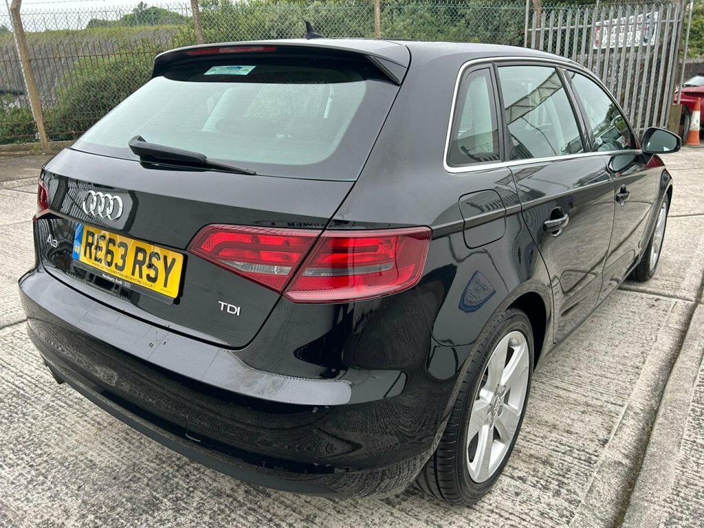 Audi A3 1.4L Tfsi S Line Red #7