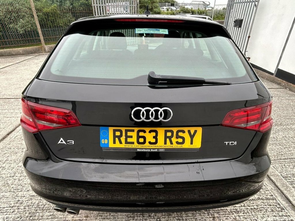 Audi A3 1.4L Tfsi S Line Red #4
