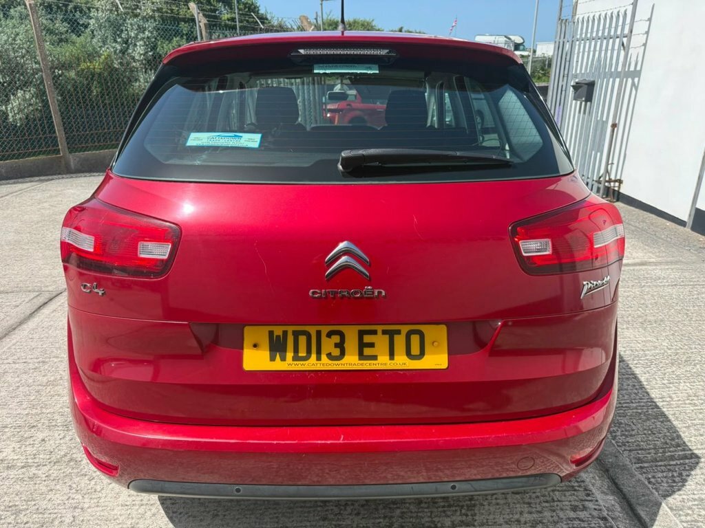Citroen C4 Picasso 1.6L Vtr Red #4