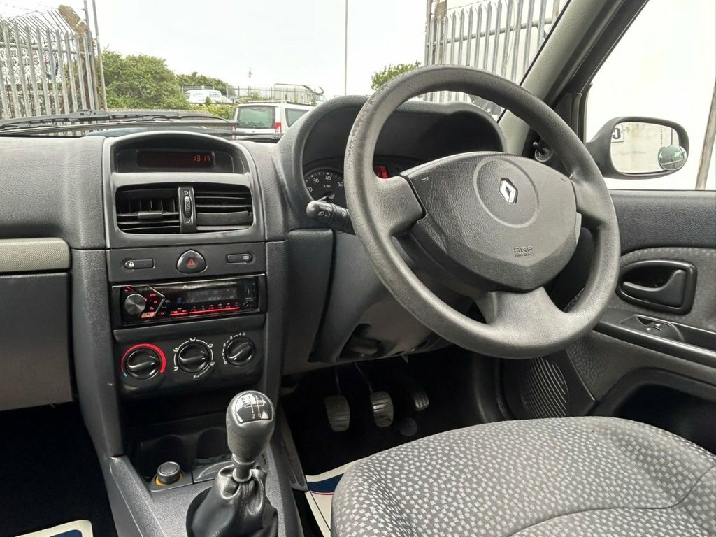 Renault Clio Clio Renault Sport 197 Black #21