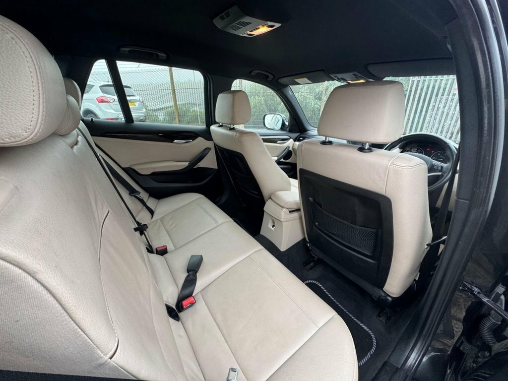 BMW X1 Xdrive 20D Se Blue #13